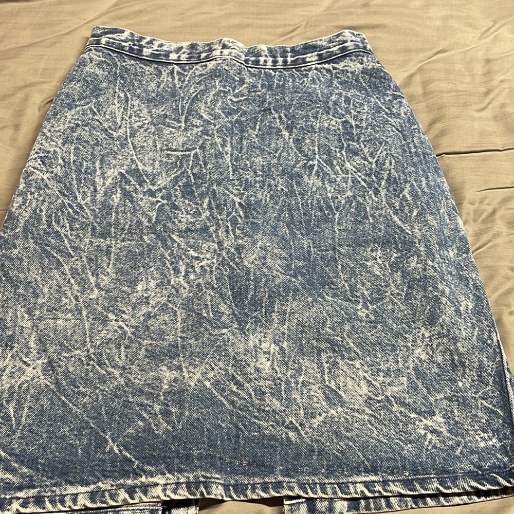 Vintage 80’s denim skirt - Picture 4 of 6